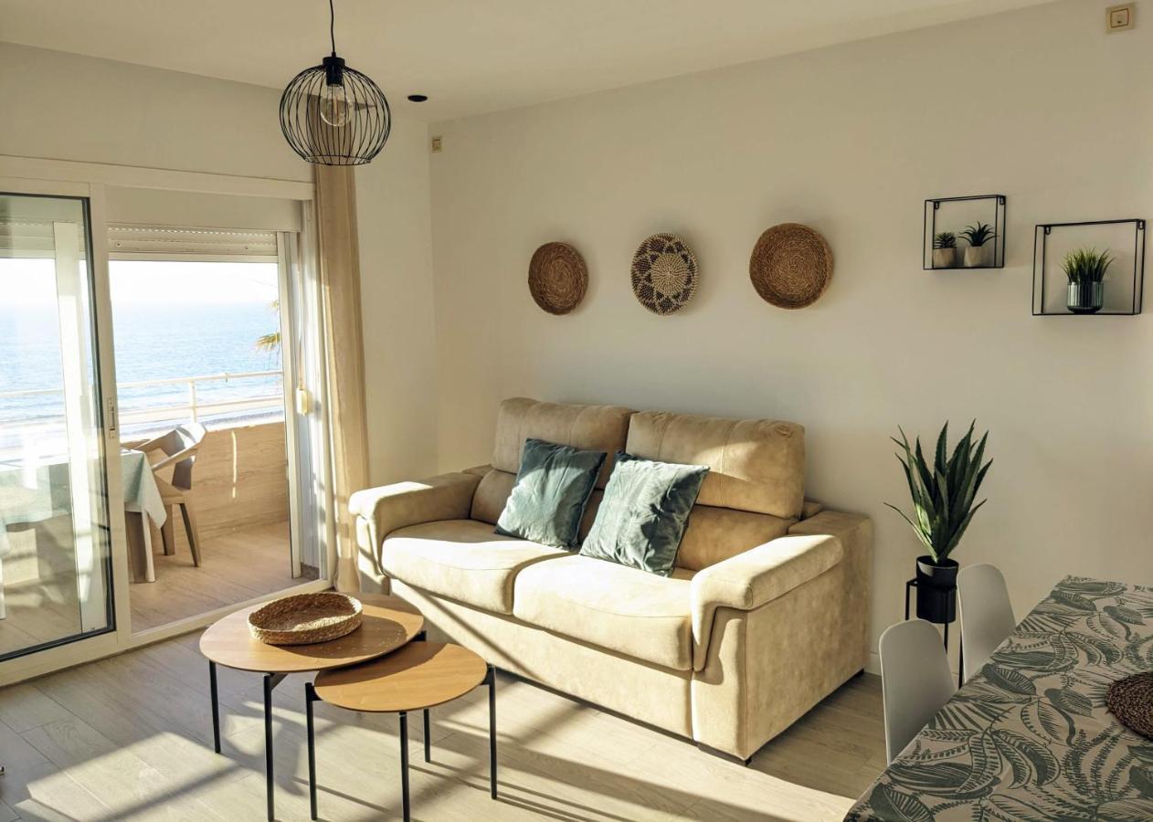 Apartamento En La Playa Con Garaje Cadiz Luaran gambar