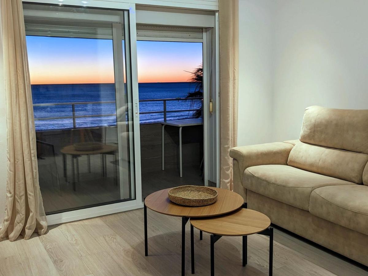 Apartamento En La Playa Con Garaje Cadiz Luaran gambar